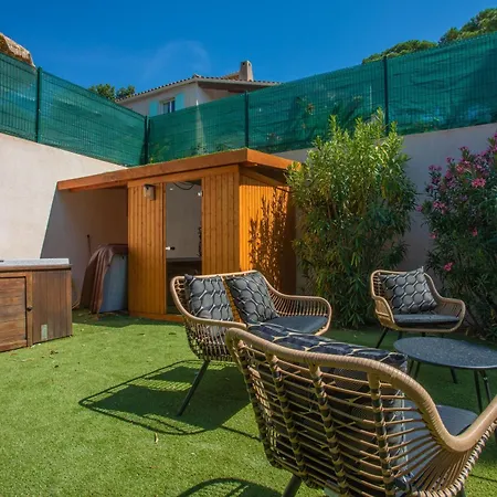 Willa A 200m De La Sainte-Maxime